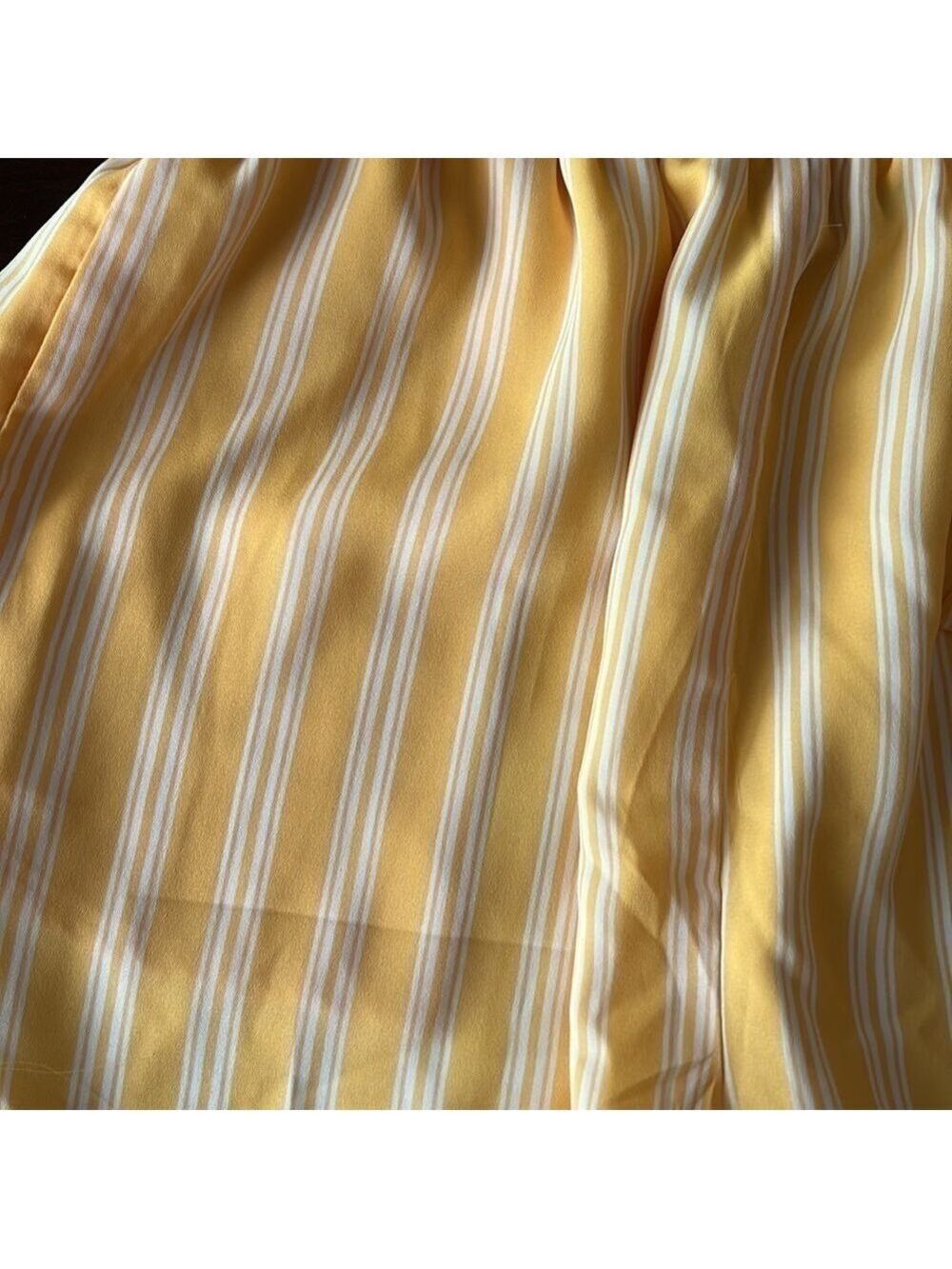 FOREVER 21 Yellow and White Striped Paper Bag High Rise Shorts Size Medium - Picture 5 of 11